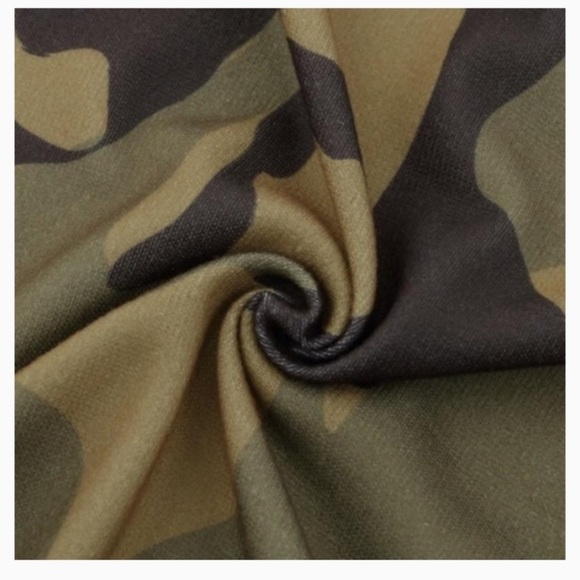 RESTOCKING- LIKE TO BE NOTIFIED Camouflage Duster - Picture 5 of 6